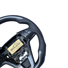 Load image into Gallery viewer, GM. Modi-Hub For Honda 3th gen CRV 2007-2011  Carbon Fiber Steering Wheel
