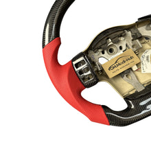 Load image into Gallery viewer, GM. Modi-Hub For Nissan 2005-2012 Titan Carbon Fiber Steering Wheel
