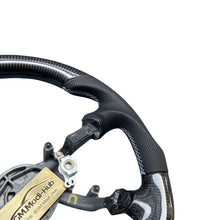 Load image into Gallery viewer, GM. Modi-Hub For Chevrolet 1997-2004 Corvette C5 Carbon Fiber Steering Wheel
