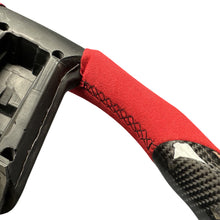 Load image into Gallery viewer, GM. Modi-Hub For Ford 2010-2014 Mustang Carbon Fiber Steering Wheel
