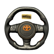 Load image into Gallery viewer, GM. Modi-Hub For Toyota 2006-2017 FJ Cruiser Carbon Fiber Steering Wheel
