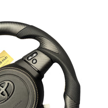 Load image into Gallery viewer, GM. Modi-Hub For Toyota 2006-2017 FJ Cruiser Carbon Fiber Steering Wheel
