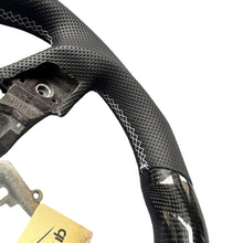 Load image into Gallery viewer, GM. Modi-Hub For Subaru 2004-2007 WRX STI / Forester / Legacy Carbon Fiber Steering Wheel
