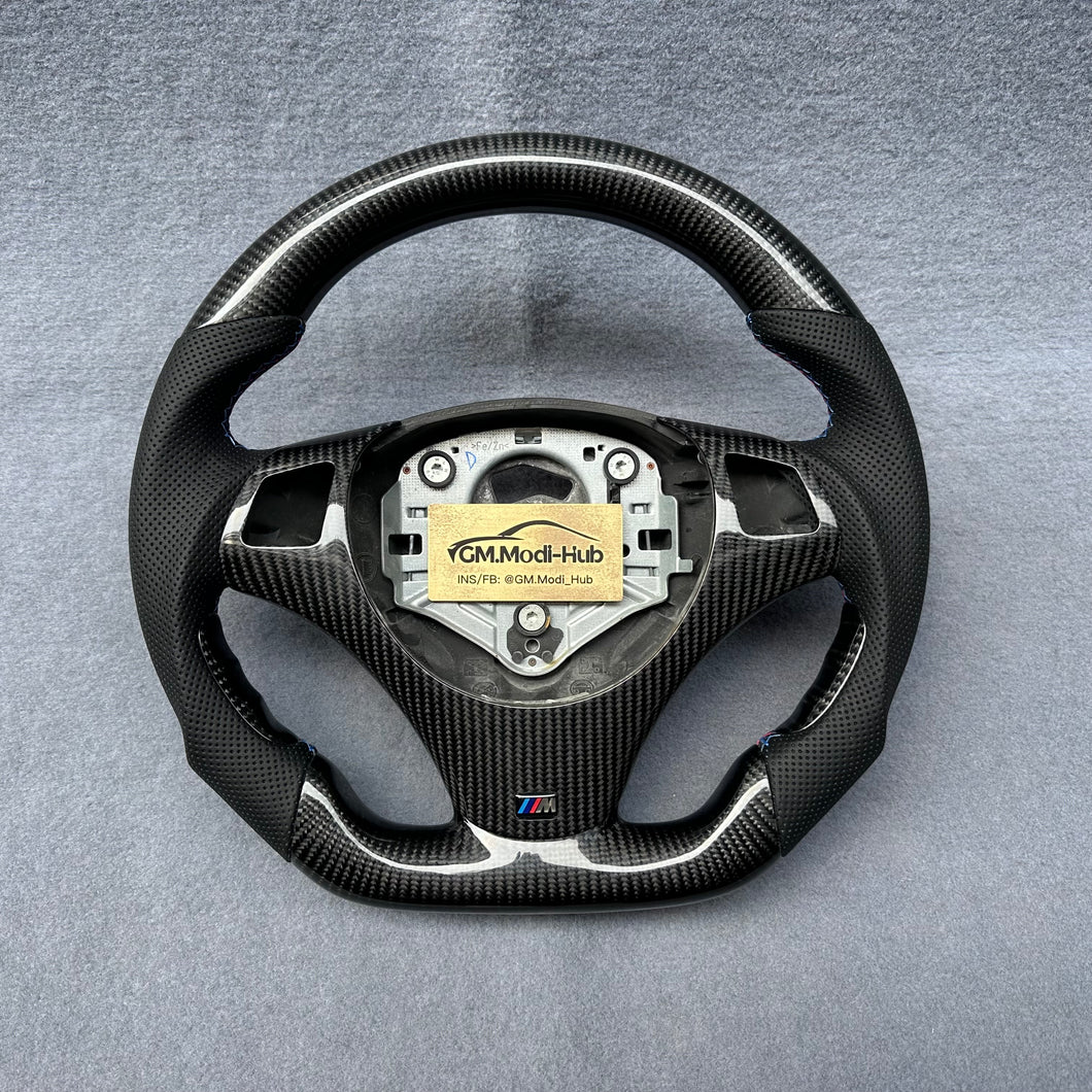 GM. Modi-Hub For BMW E82 E88 E90/E91/E92/E93 E84 Carbon Fiber Steering Wheel