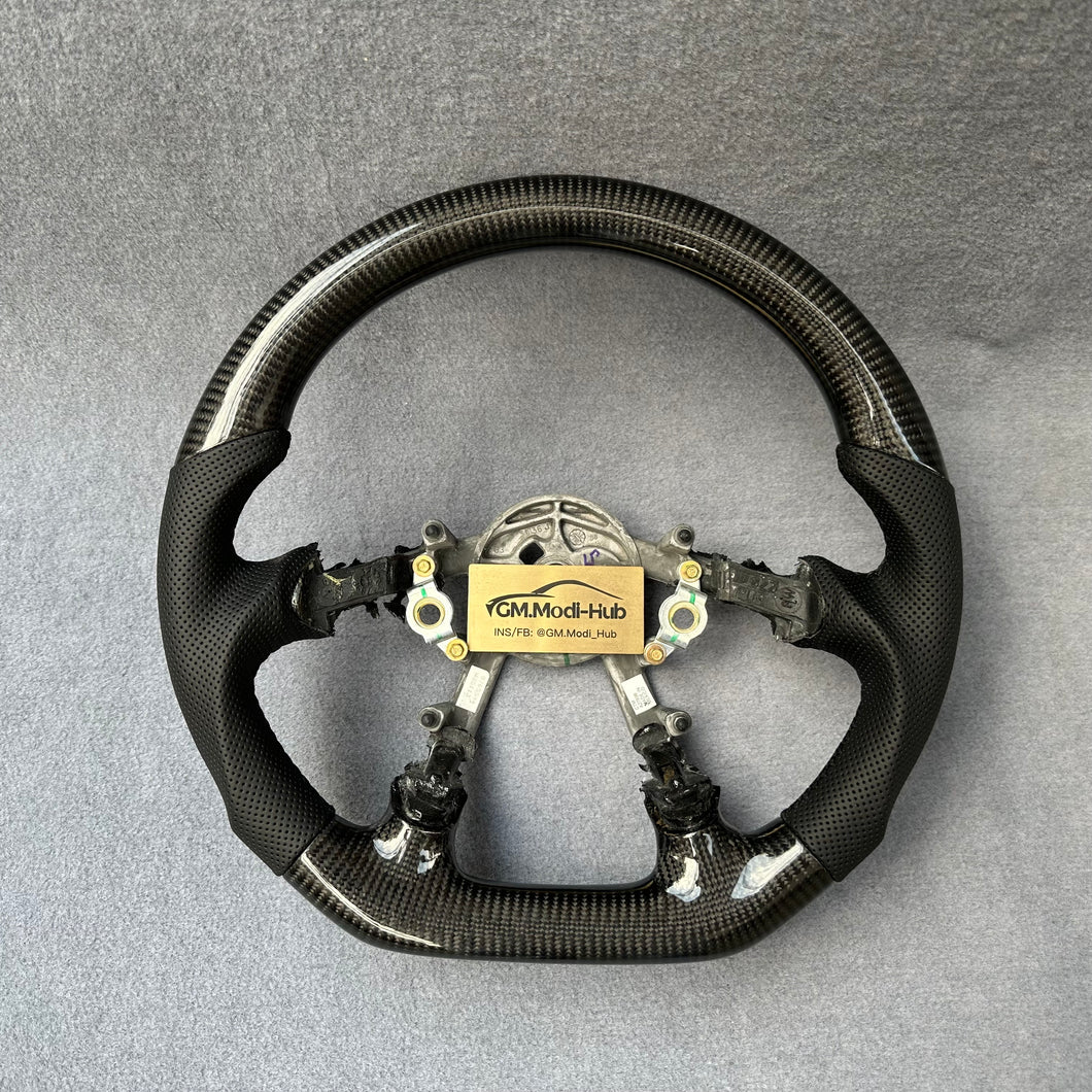 GM. Modi-Hub For Chevrolet 1997-2004 Corvette C5 Carbon Fiber Steering Wheel