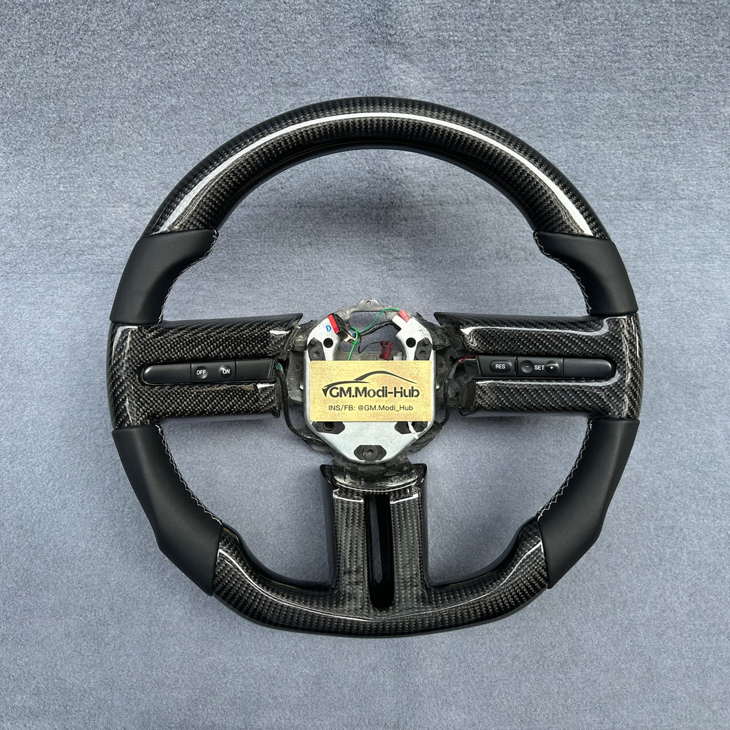 GM. Modi-Hub For Ford 2005-2009 Mustang Carbon Fiber Steering Wheel