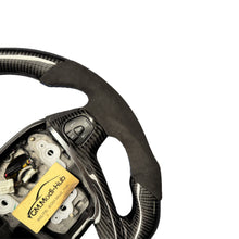 Load image into Gallery viewer, GM. Modi-Hub For Ford 2014-2019 Fiesta ST Carbon Fiber Steering Wheel
