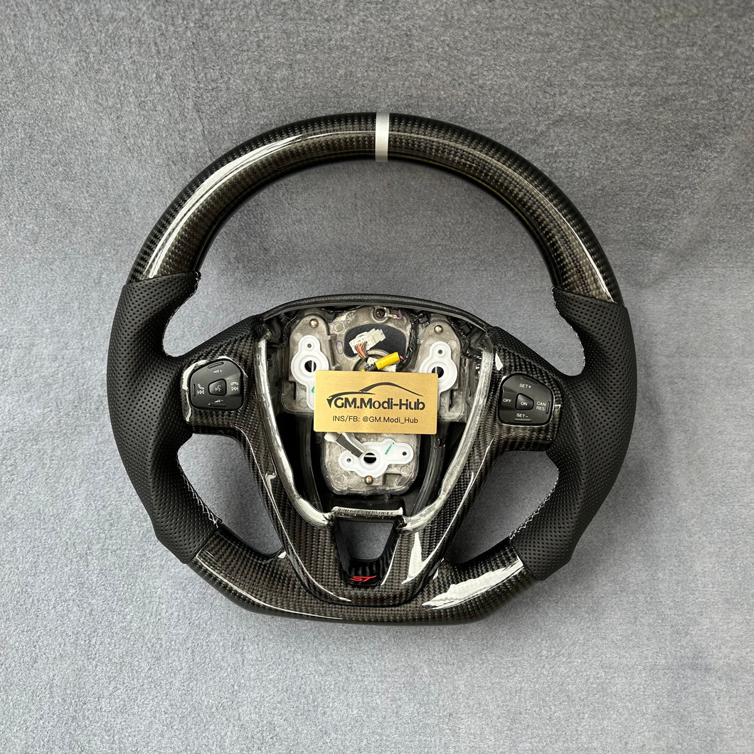 GM. Modi-Hub For Ford 2014-2019 Fiesta ST Carbon Fiber Steering Wheel