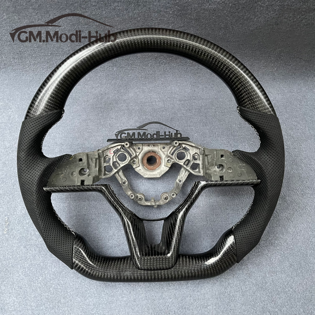 GM. Modi-Hub For Nissan 2018-2023 leaf Kicks / 2019-2023 Altima Versa Sentra / 2020-2023 Juke Carbon Fiber Steering Wheel