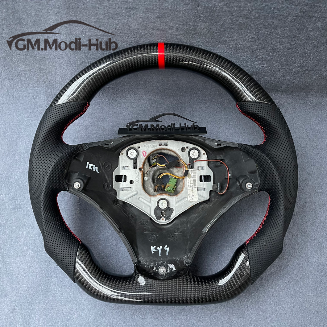 GM. Modi-Hub For BMW E82 E88 E90/E91/E92/E93 E84 Carbon Fiber Steering Wheel