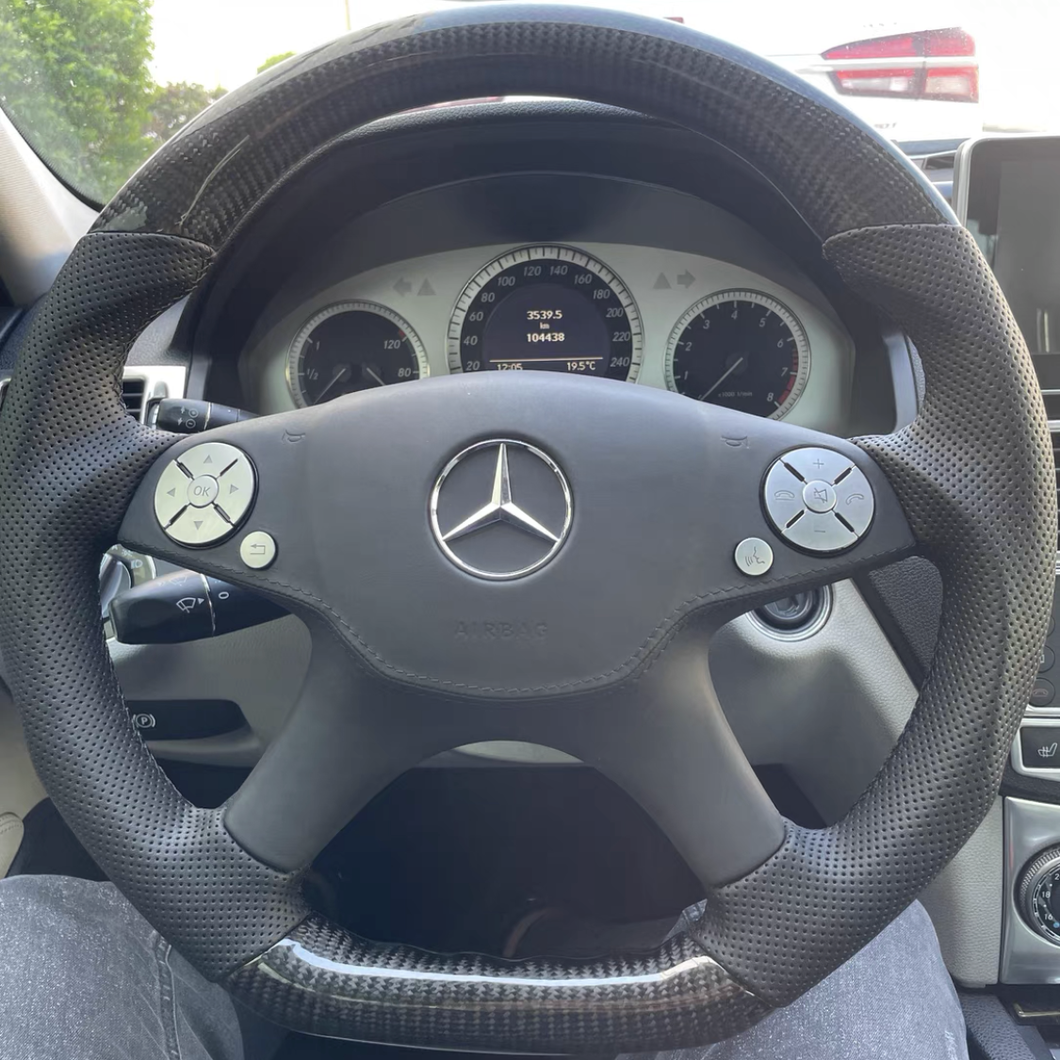 GM. Modi-Hub For Benz W204 C-Class Carbon Fiber Steering Wheel