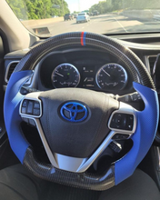 Load image into Gallery viewer, GM. Modi-Hub For Toyota 2014-2019 Highlander / 2015-2020 Sienna Carbon Fiber Steering Wheel
