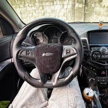 Load image into Gallery viewer, GM. Modi-Hub For Chevrolet 2013-2015 Camaro Carbon Fiber Steering Wheel
