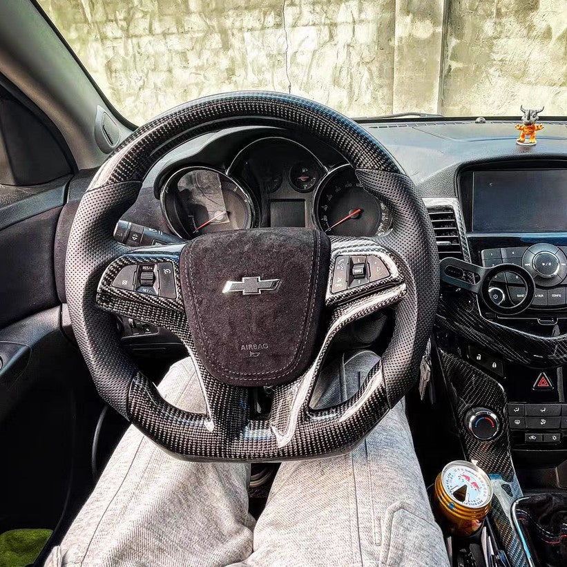 GM. Modi-Hub For Chevrolet 2012-2020 Trax Carbon Fiber Steering Wheel